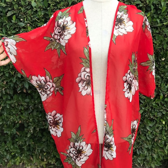 LIVE 4 TRUTH Tomato Red Kimono with Beige and green Floral Print (M) - Picture 4 of 9